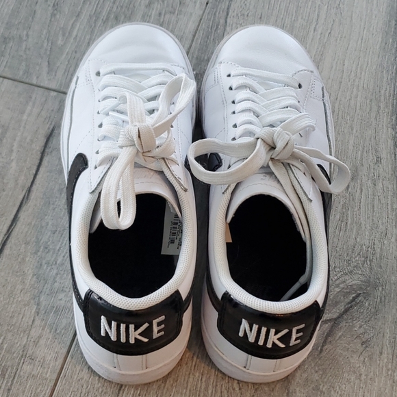 Nike White and Black croc soowsh Sneakers - Picture 8 of 8